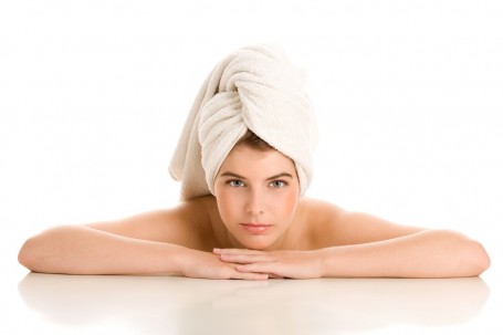 Biggest Ways We Are Damaging Our Hair 1