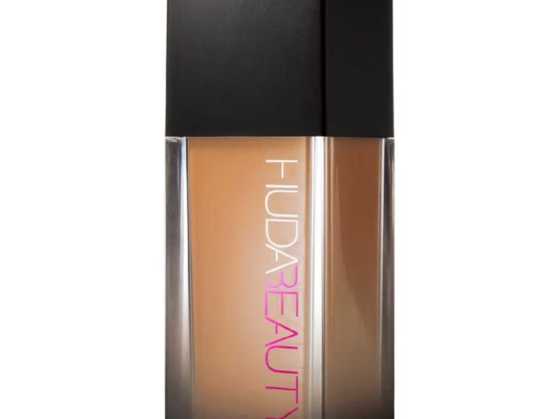 Huda Beauty Faux Filter Foundation Review - Before & After