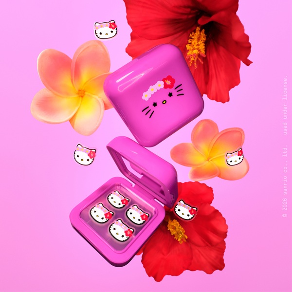 Hello Kitty x Starface Collection Review: The Mystery Compact Is Back 4 Hello Kitty x Starface Collection Mystery Compact