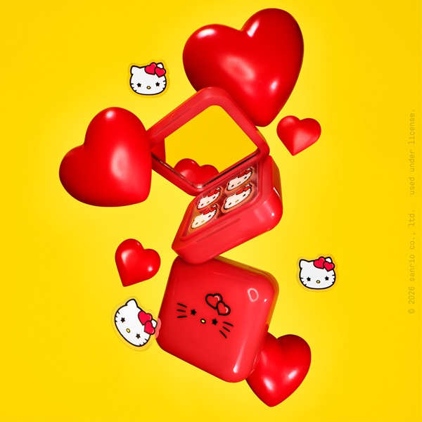 Hello Kitty x Starface Collection Review: The Mystery Compact Is Back 6 Hello Kitty x Starface Collection Mystery Compact