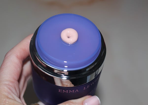 Emma Lewisham Sunceutical SPF 50 Mineral Face Crème texture