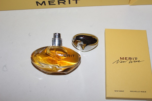 MERIT Beauty New Wave Extrait de Parfum - The Packaging