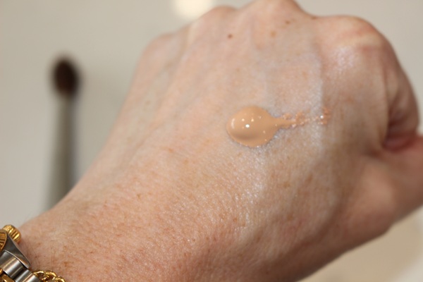 Poco Beauty Skintuition Complexion Protect Foundation SPF50 Swatch - shade Bisque